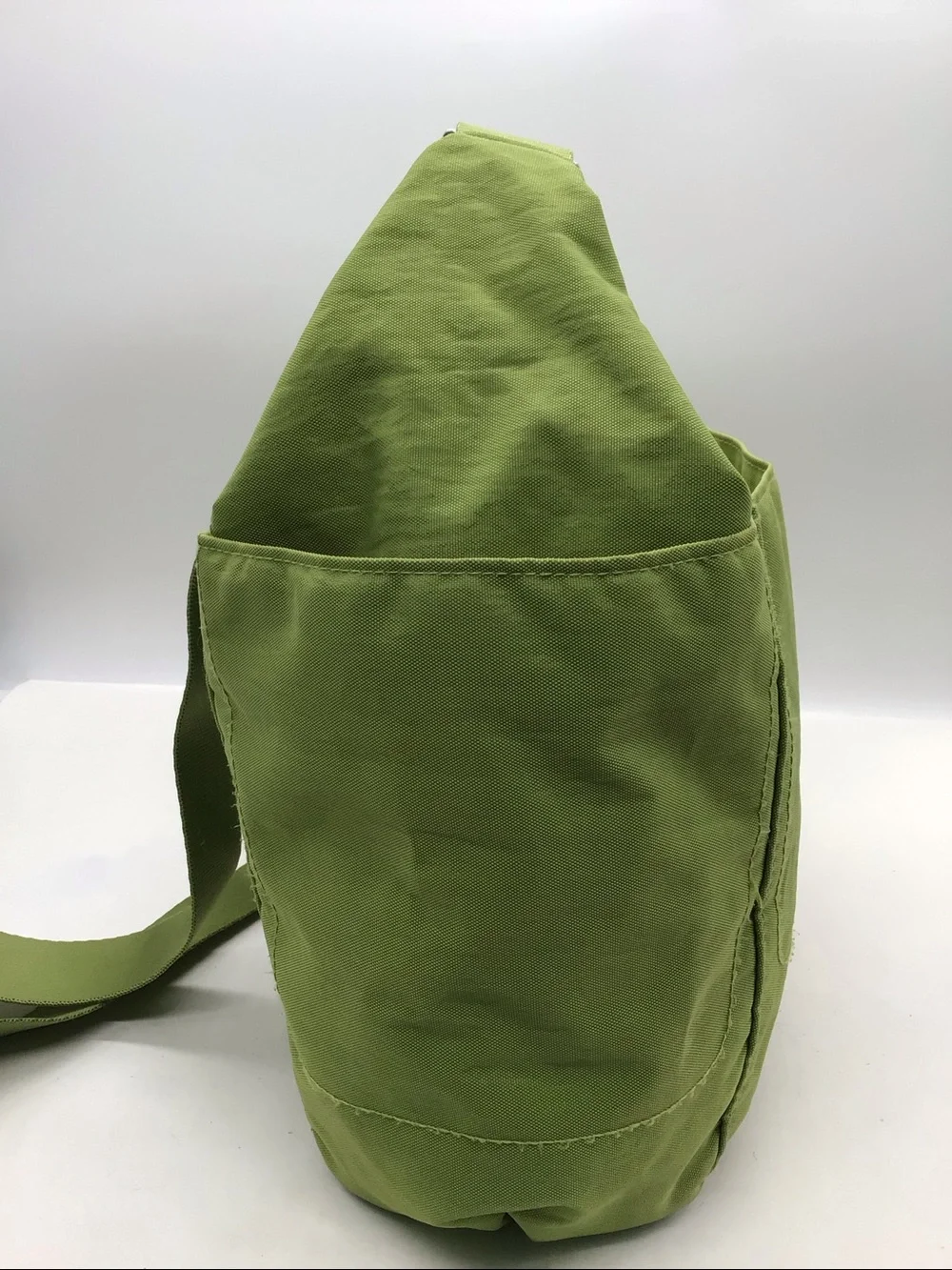 Baggallini Lime Green Nylon Shoulder Bag - Picture 5 of 11